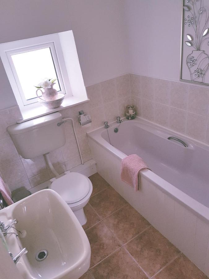 Granny Dens Villa Donegal Town Bagian luar foto